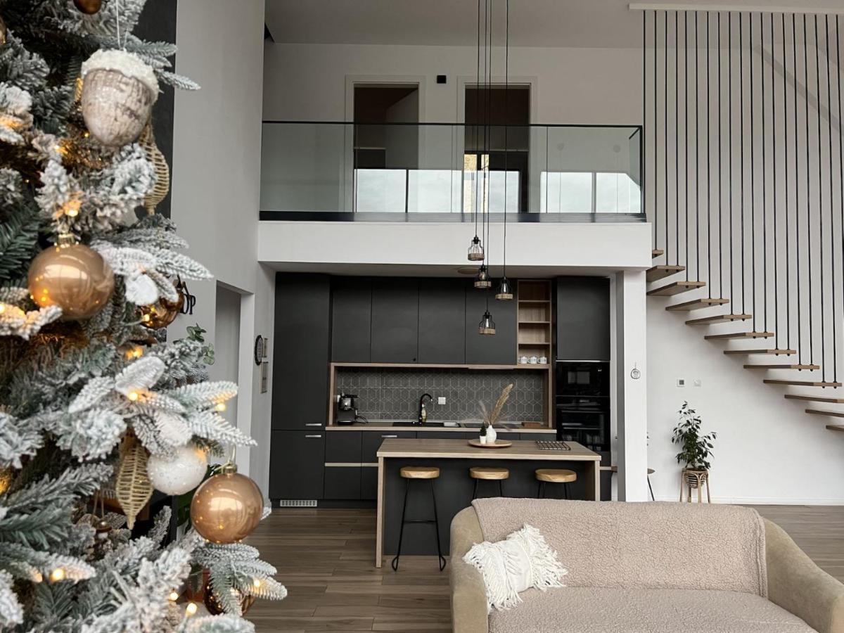 On Top Chalet برانْ المظهر الخارجي الصورة